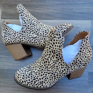 Cheetah Print Style Side Cut Out Booties